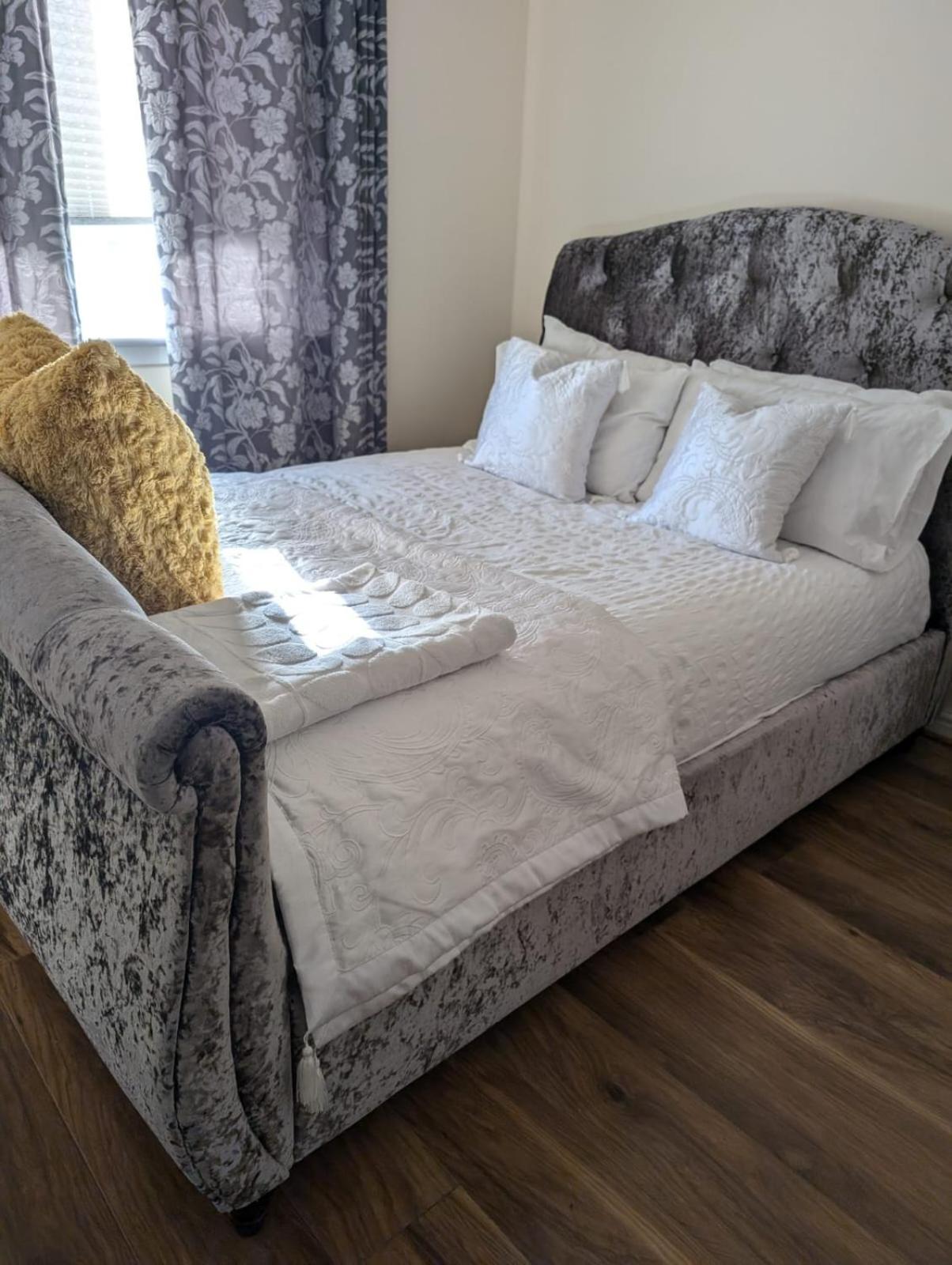 Holytown Homes Dış mekan fotoğraf
